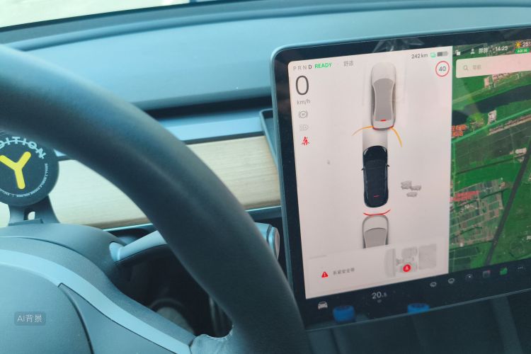 Tesla Model Y 2021 #13 Tesla Model Y 2021 car image #13