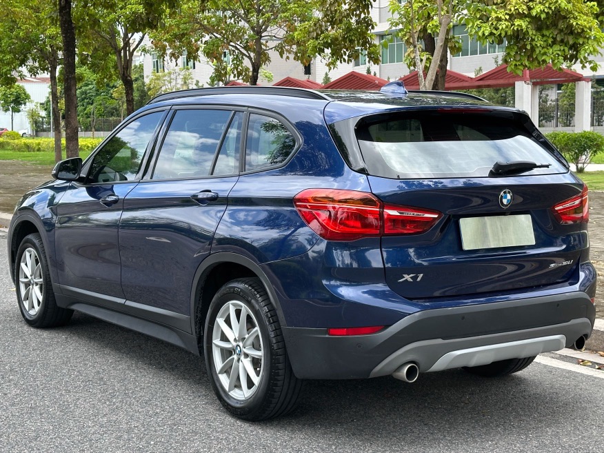BMW X1 2018 #8 BMW X1 2018 car image #8