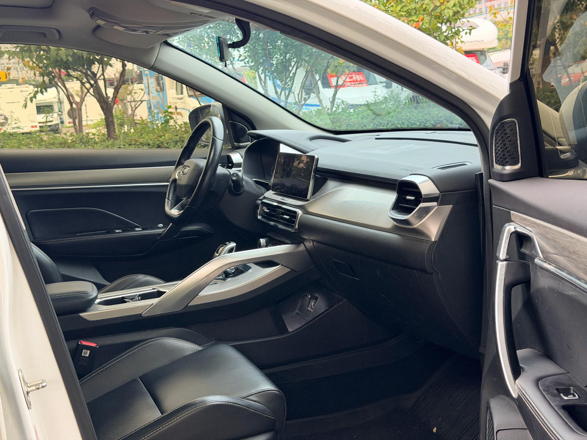 GEELY Coolray 2019 #7 GEELY Coolray 2019 car image #7