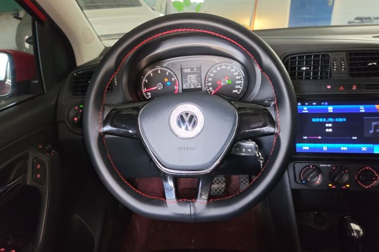 Volkswagen Polo 2019 #15 Volkswagen Polo 2019 car image #15