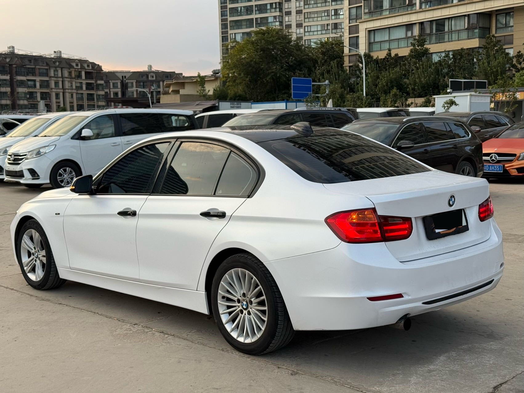 BMW 3 Series (Imported) 2012 imagem de carro #9