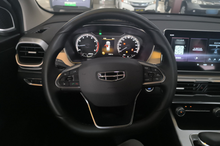 GEELY Coolray 2021 #11 GEELY Coolray 2021 car image #11