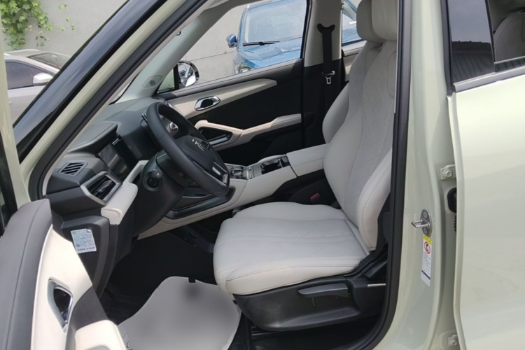 BYD YuanUP 2024 #19 BYD YuanUP 2024 car image #19