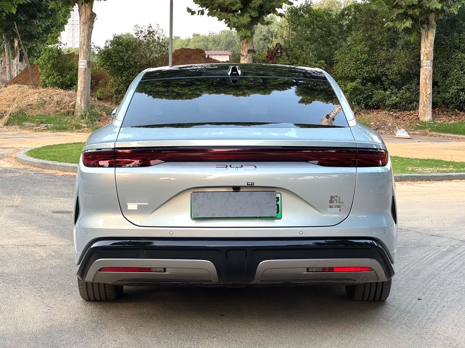 BYD HanL 2025 car image #8