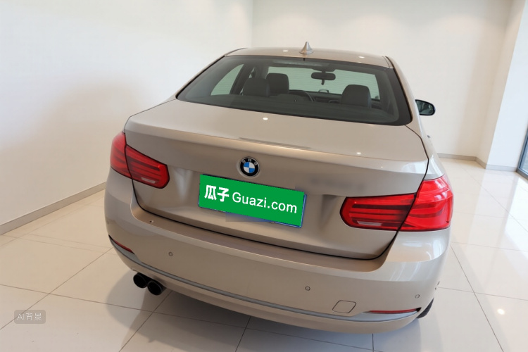 BMW 3 Series 2018 #4 BMW 3 Series 2018 car image #4