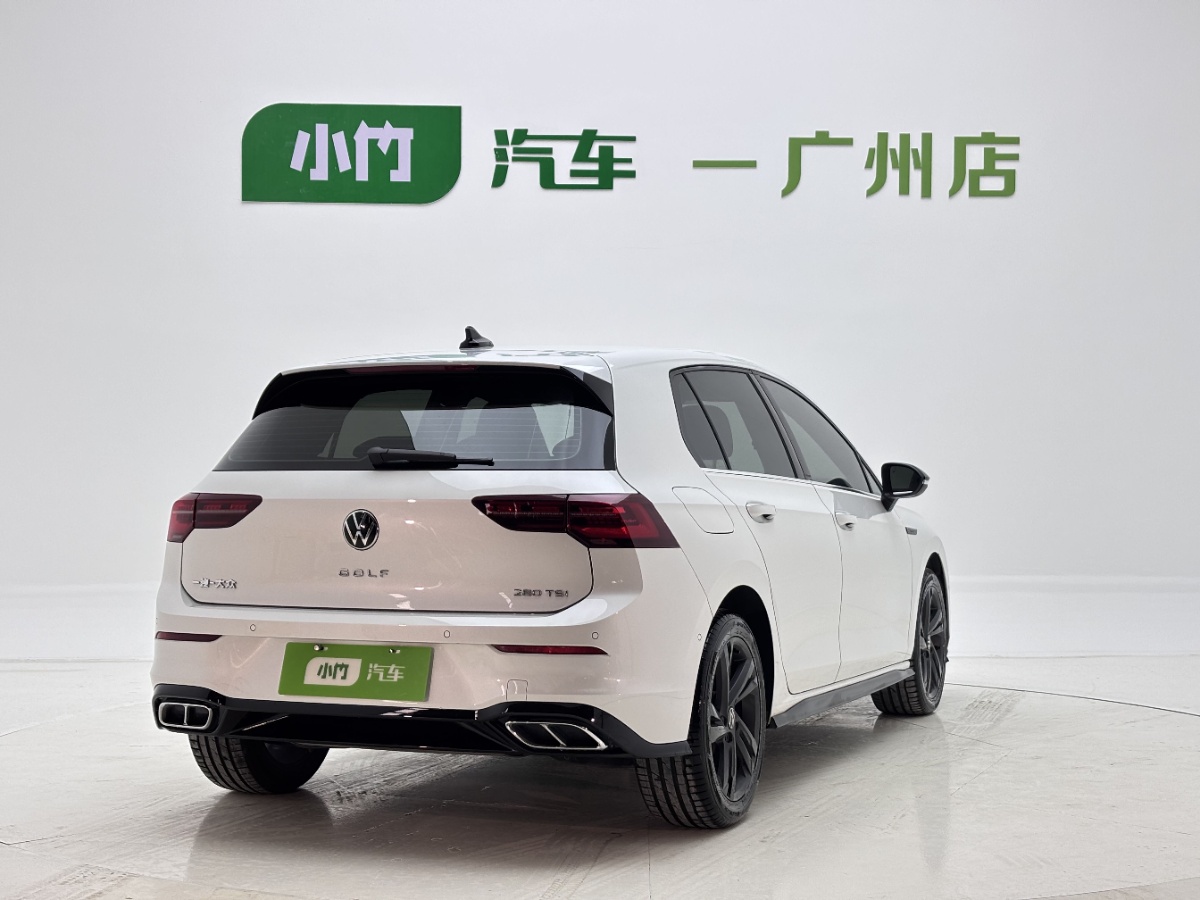 Volkswagen Golf 2023 car image #4