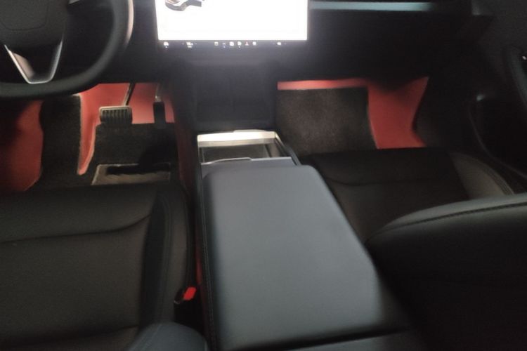 Tesla Model 3 2024 #14 Tesla Model 3 2024 car image #14