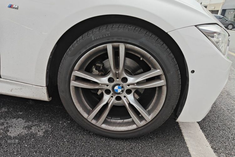 BMW 3 Series 2018 #9 BMW 3 Series 2018 car image #9