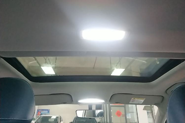 GEELY Emgrand 2022 car image #18