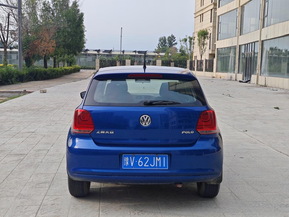Volkswagen Polo 2013 #6 Volkswagen Polo 2013 car image #6