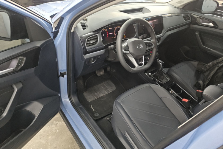 Volkswagen Tharu 2024 car image #16