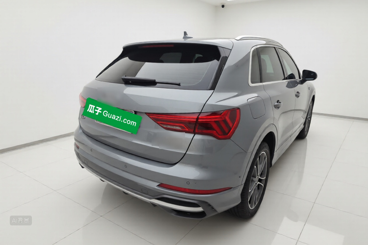Audi Q3 2021 car image #7