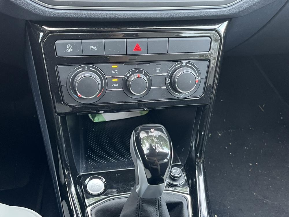 Volkswagen Tharu 2025 imagen de coche #10