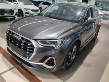 Audi Q3 2023 car image 