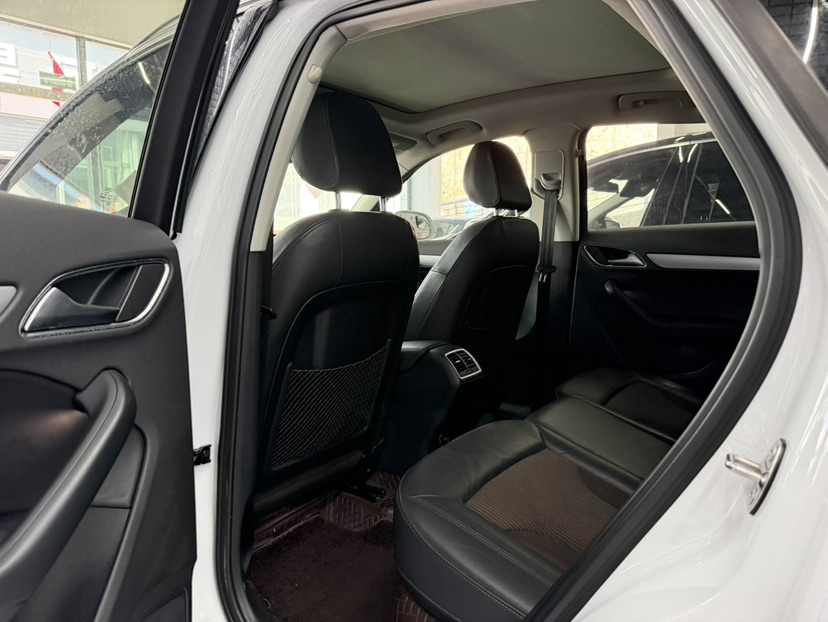 Audi Q3 2018 #5 Audi Q3 2018 car image #5