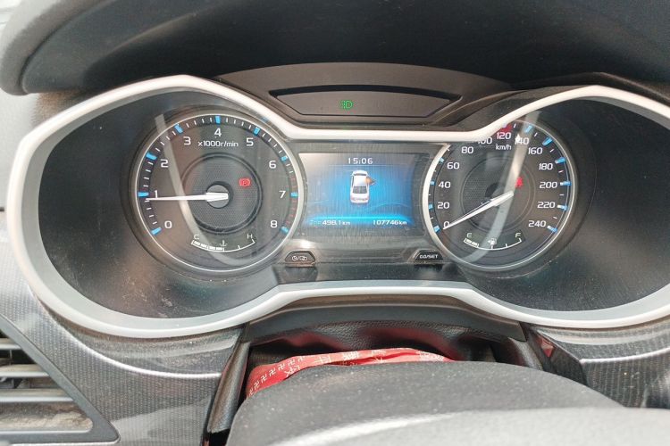 GEELY Emgrand 2017 car image #12