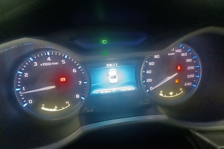 GEELY Emgrand 2017 #12 GEELY Emgrand 2017 car image #12