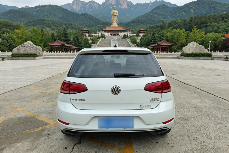 Volkswagen Golf 2019 #6 Volkswagen Golf 2019 car image #6