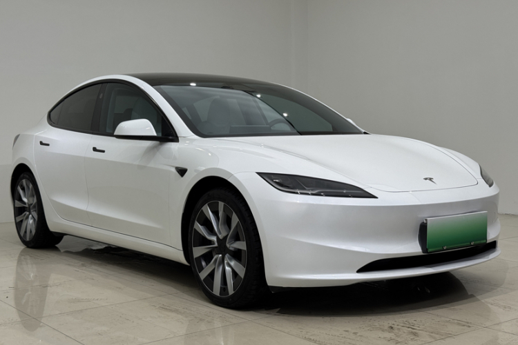 Tesla Model 3 2024 #5 Tesla Model 3 2024 car image #5