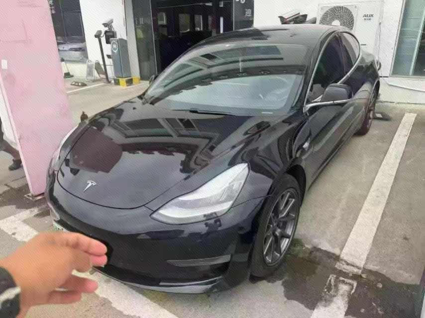 Tesla Model 3 2020 car image 
