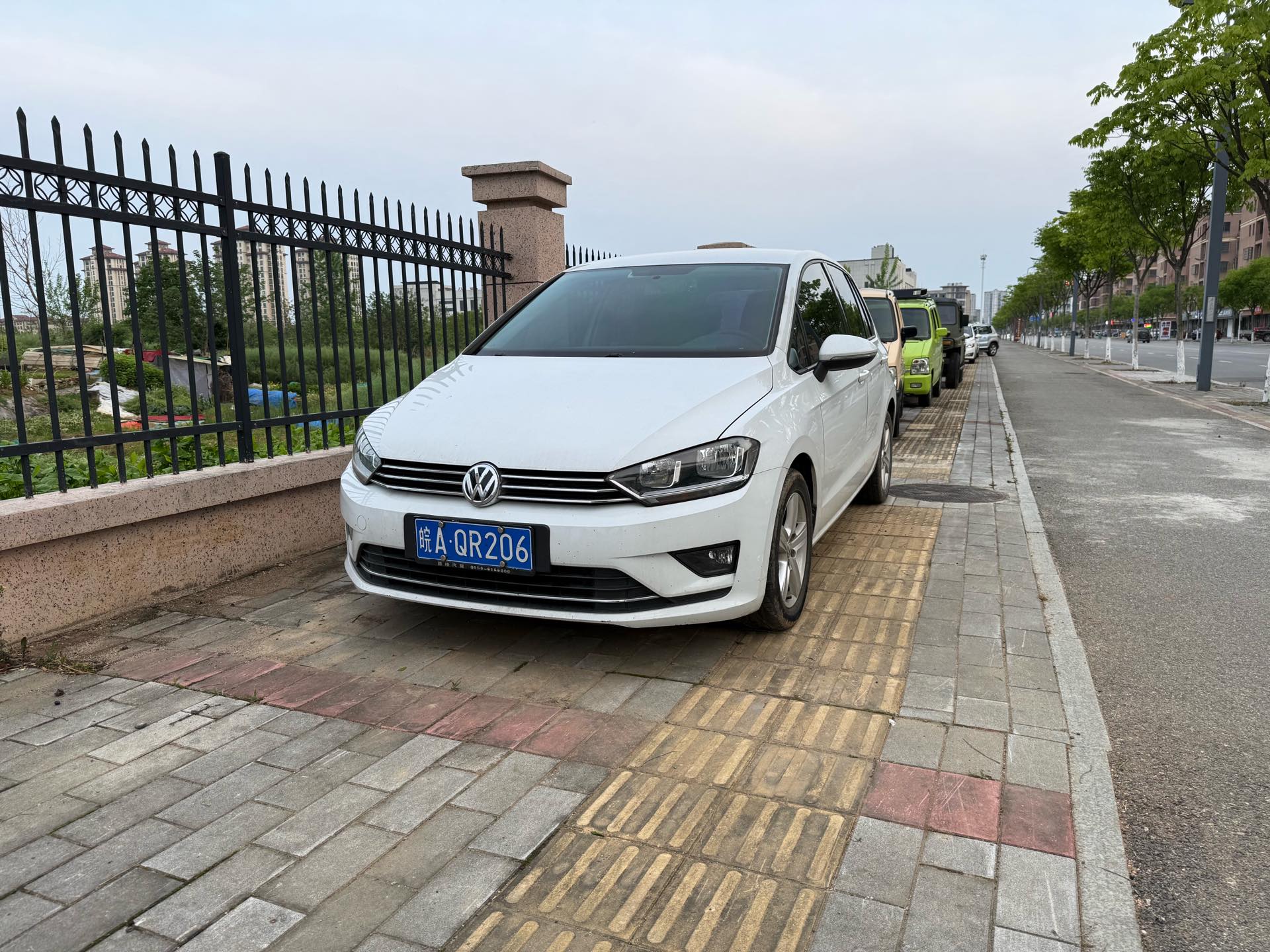 Volkswagen Golf Sportsvan 2017 Volkswagen Golf Sportsvan 2017 image de voiture