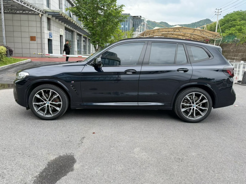 BMW X3 2022 car image #7