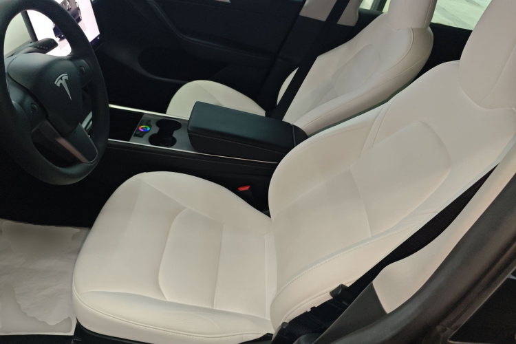 Tesla Model Y 2023 #19 Tesla Model Y 2023 car image #19
