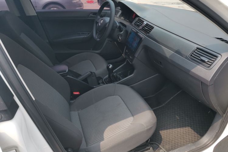 Volkswagen Santana 2020 car image #24