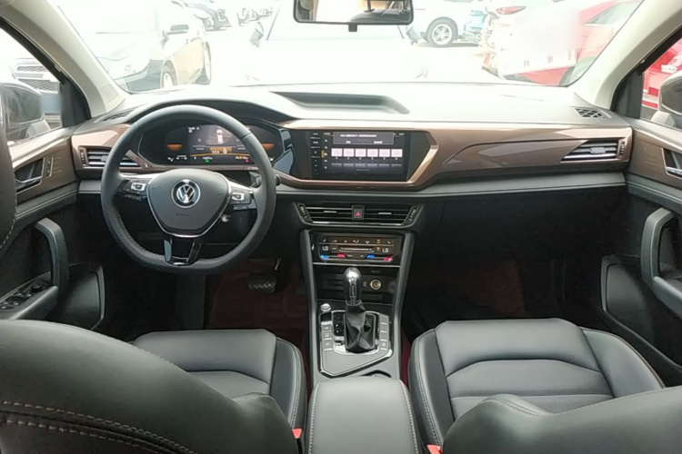 Volkswagen Tharu 2022 #10 Volkswagen Tharu 2022 car image #10