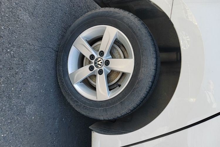Volkswagen Santana 2017 car image #10