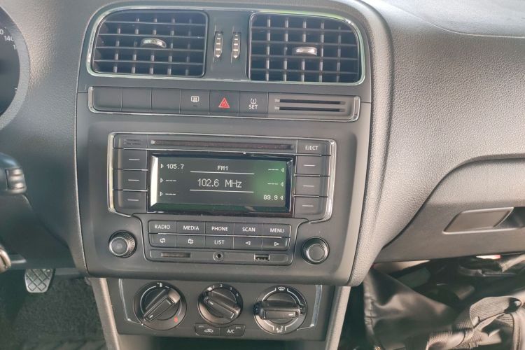 大众 Polo 2015 汽车图片 #17