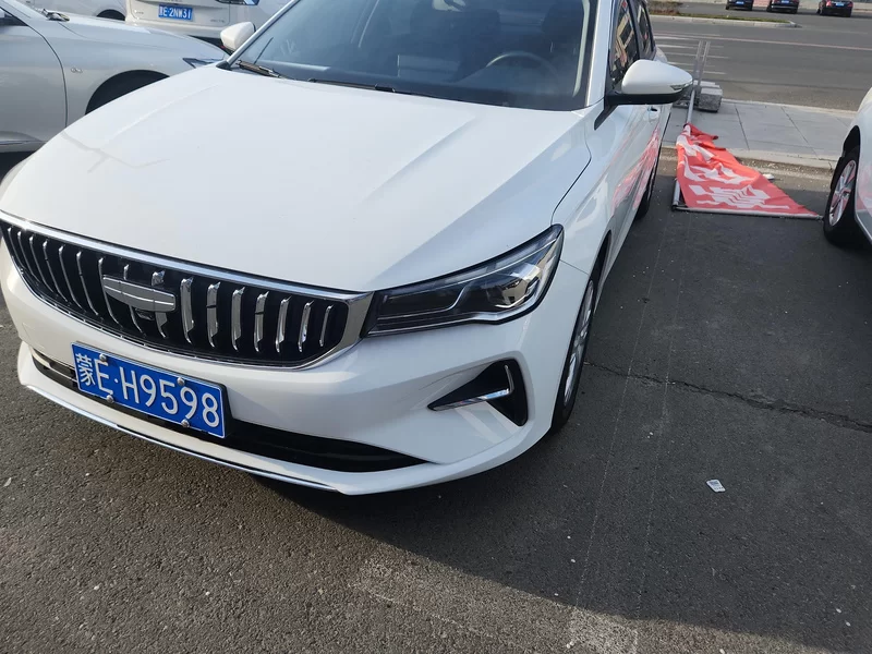 GEELY Emgrand 2025 image de voiture #4