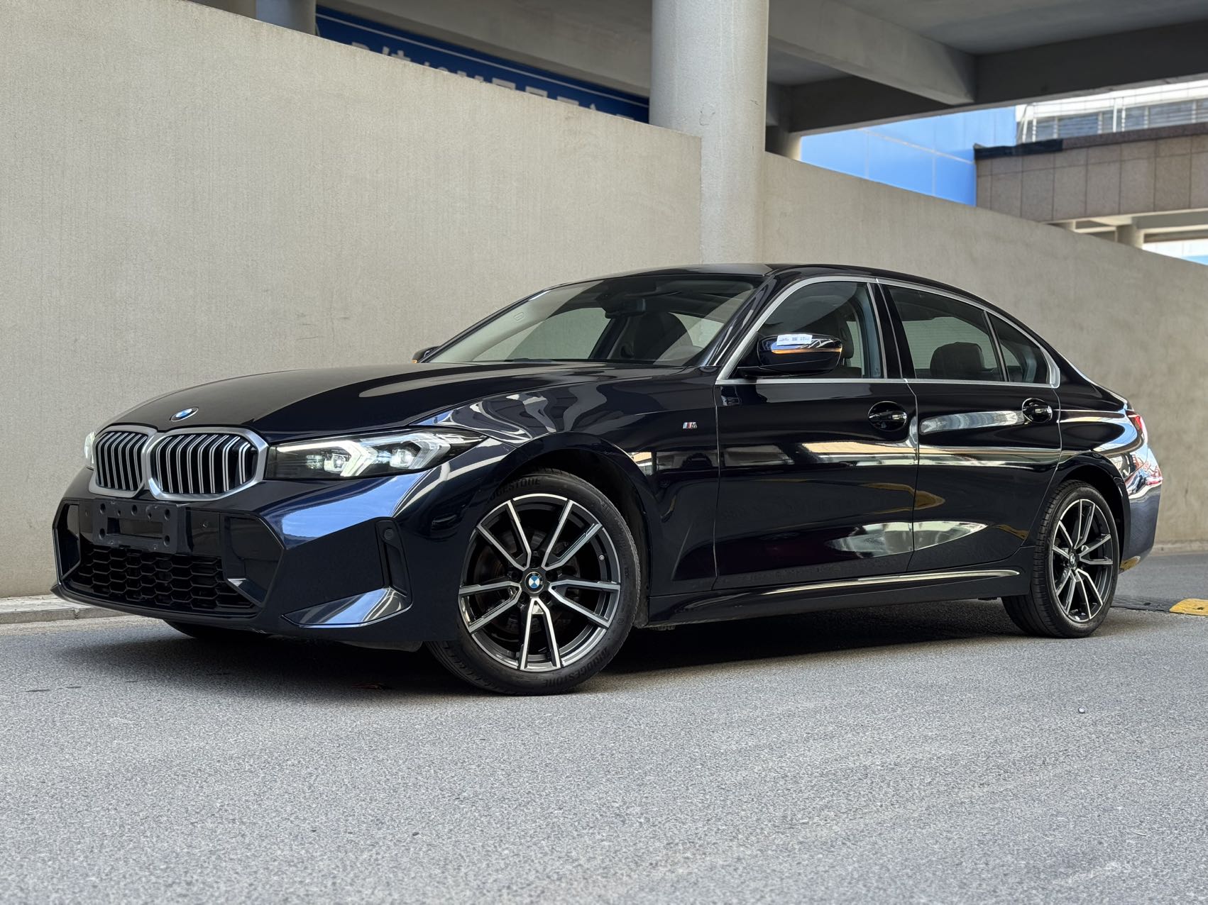 BMW 3 Series 2023 BMW 3 Series 2023 car image