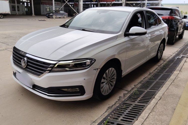 Volkswagen Lavida 2019 car image #2