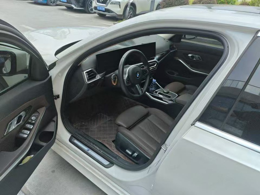 BMW 3 Series 2023 #4 BMW 3 Series 2023 car image #4
