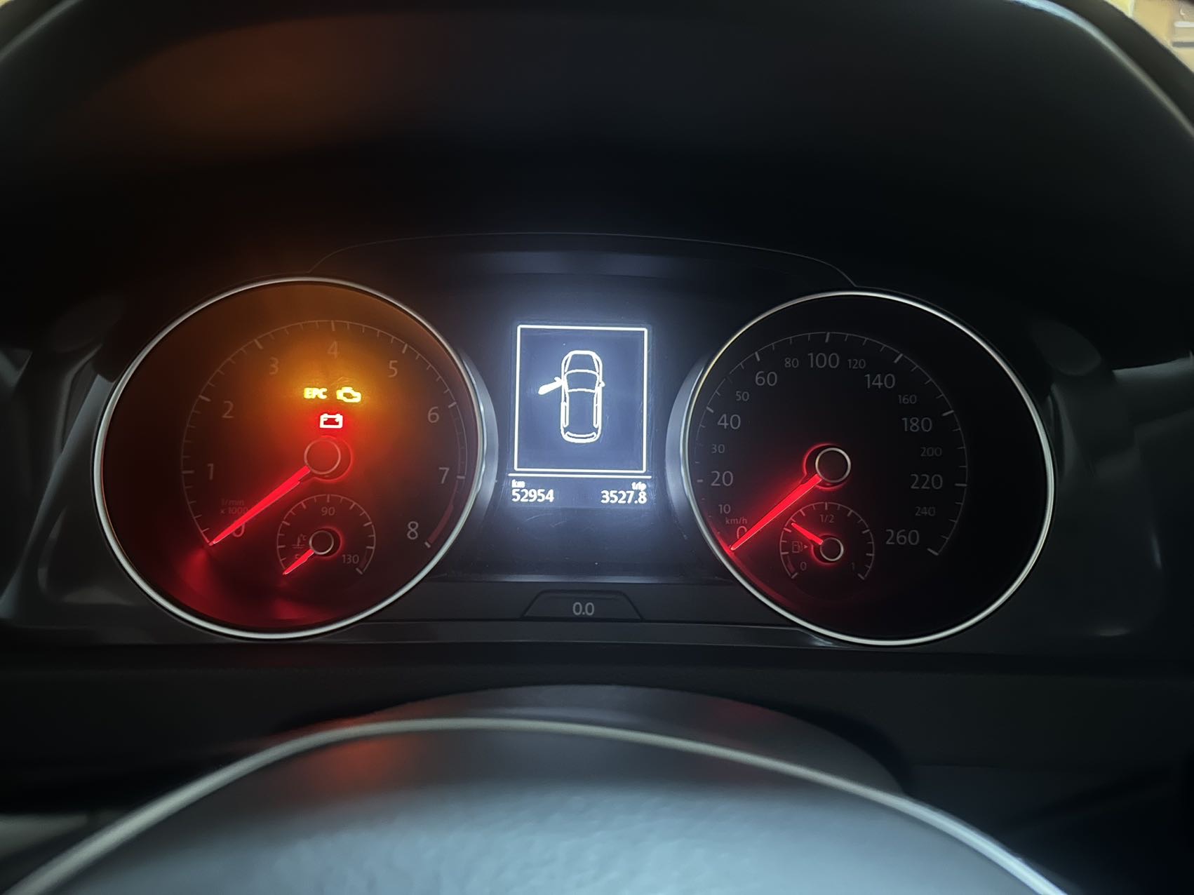 Volkswagen Golf 2018 car image #3