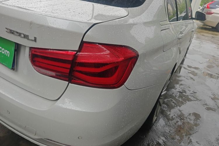 BMW 3 Series 2019 imagen de coche #8