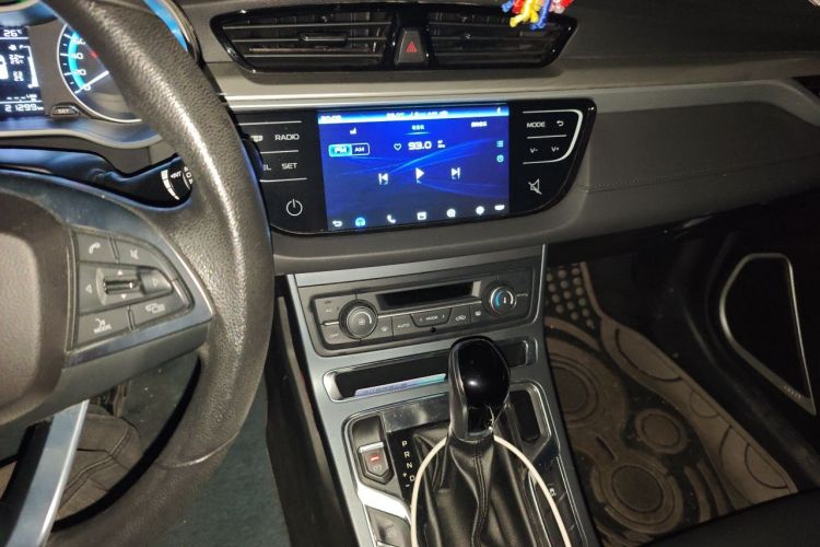 GEELY Emgrand 2020 car image #13