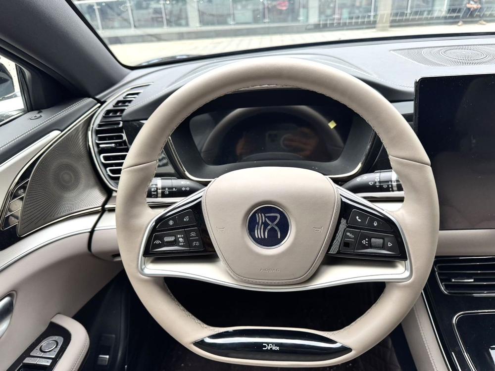 BYD Han 2024 car image #10