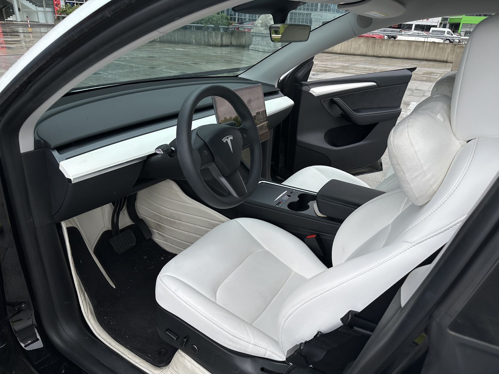 Tesla Model Y 2022 #20 Tesla Model Y 2022 car image #20