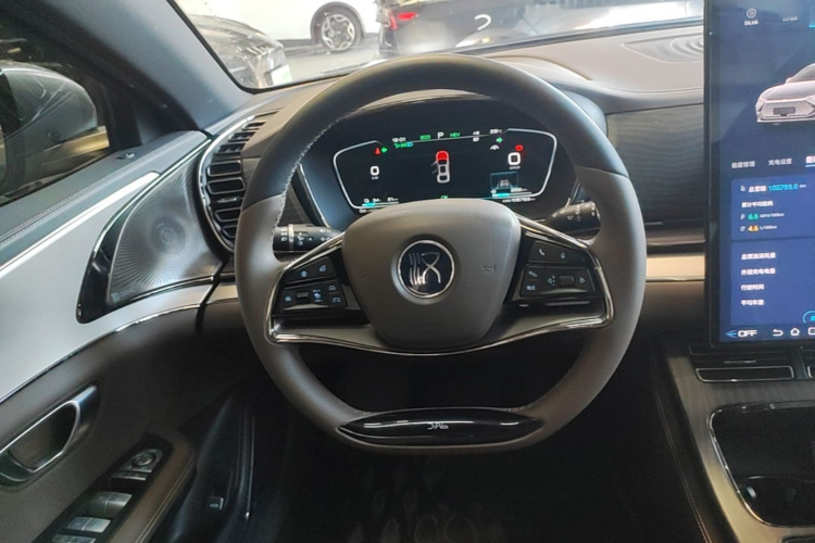 BYD Han 2022 car image #11