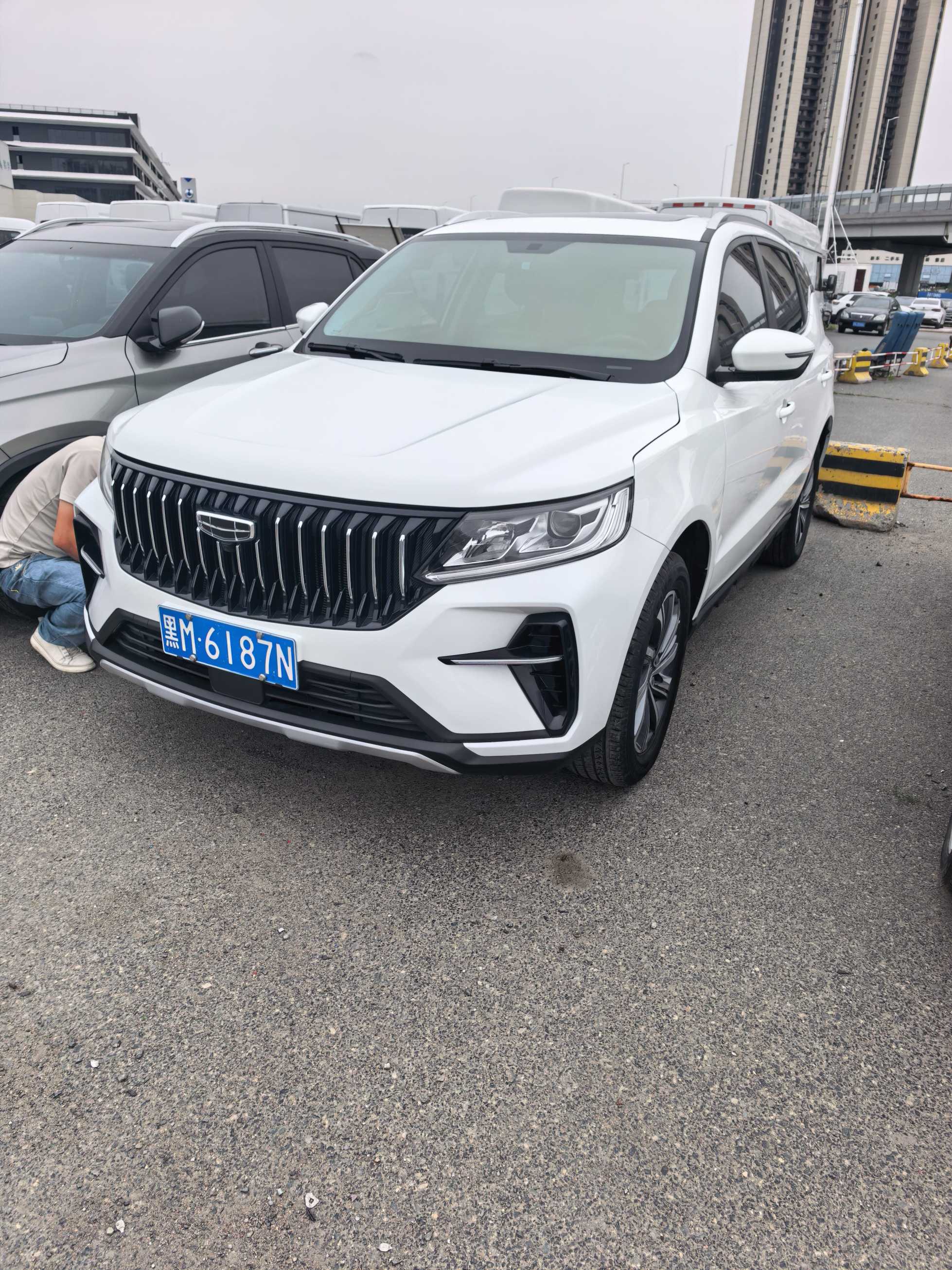 GEELY Vision X6 2023 GEELY Vision X6 2023 car image