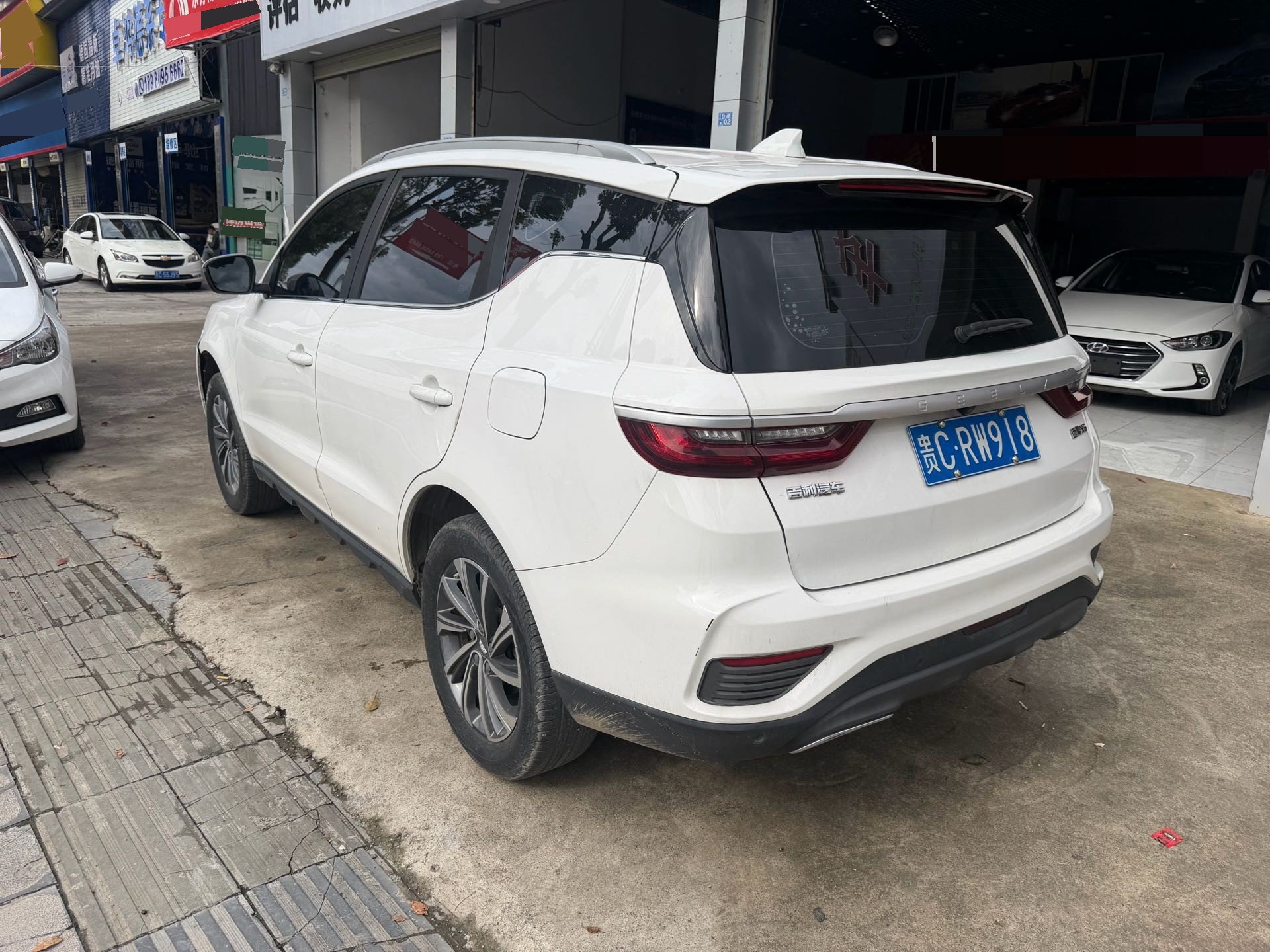 GEELY Vision X6 2020 car image #13