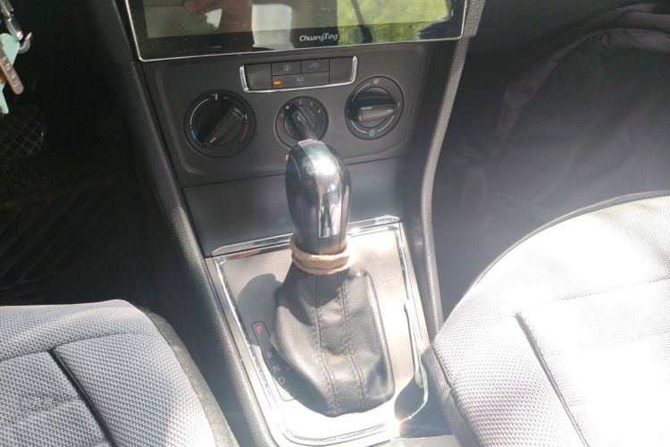 Volkswagen Bora 2016 immagine di auto #16