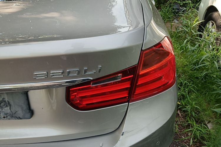 BMW 3 Series 2017 #8 BMW 3 Series 2017 car image #8
