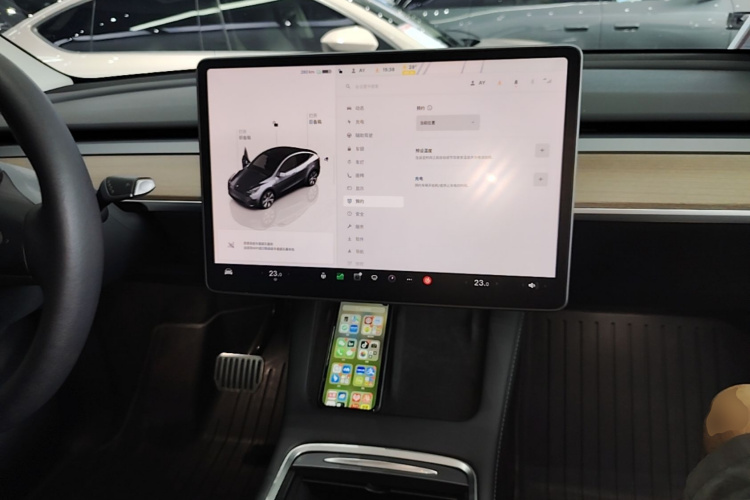 Tesla Model Y 2022 #10 Tesla Model Y 2022 car image #10