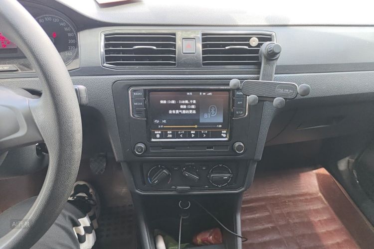 Volkswagen Santana 2018 car image #15