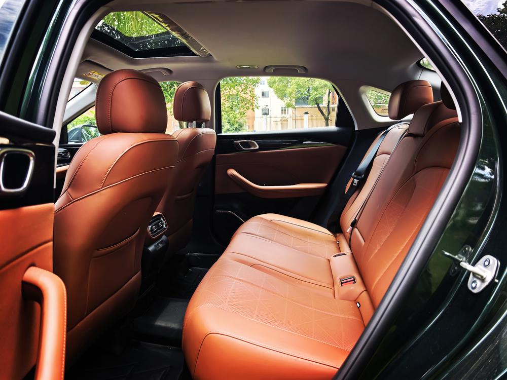 GEELY Emgrand 2025 #15 GEELY Emgrand 2025 car image #15