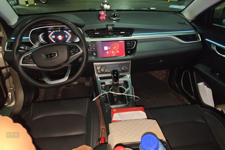 GEELY Emgrand 2019 car image #11