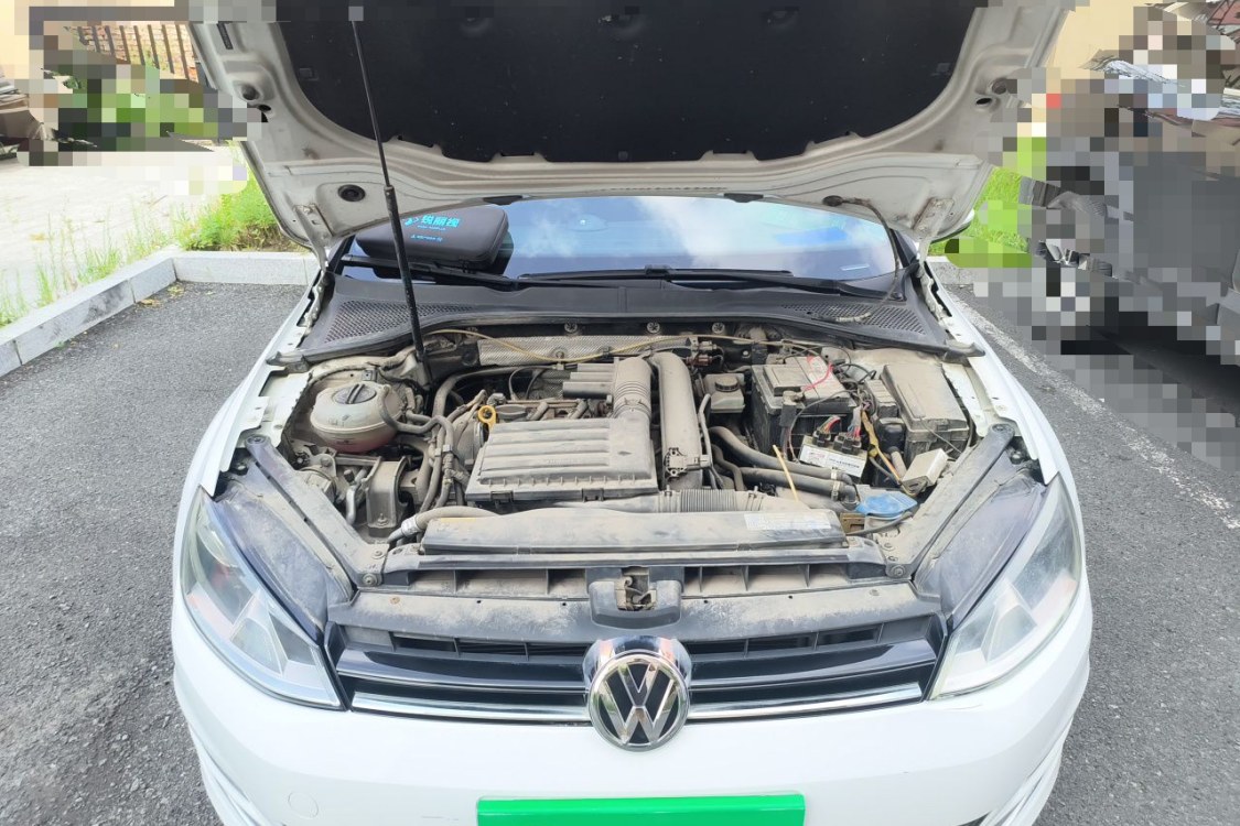 Volkswagen Golf 2014 car image #10